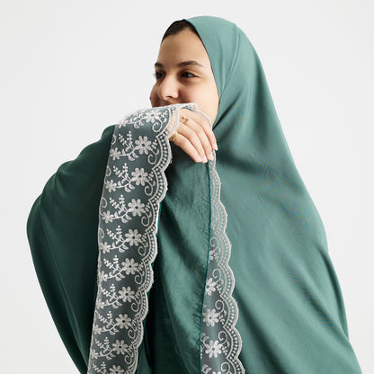 Two-Piece Mint Dantelle Prayer Dress