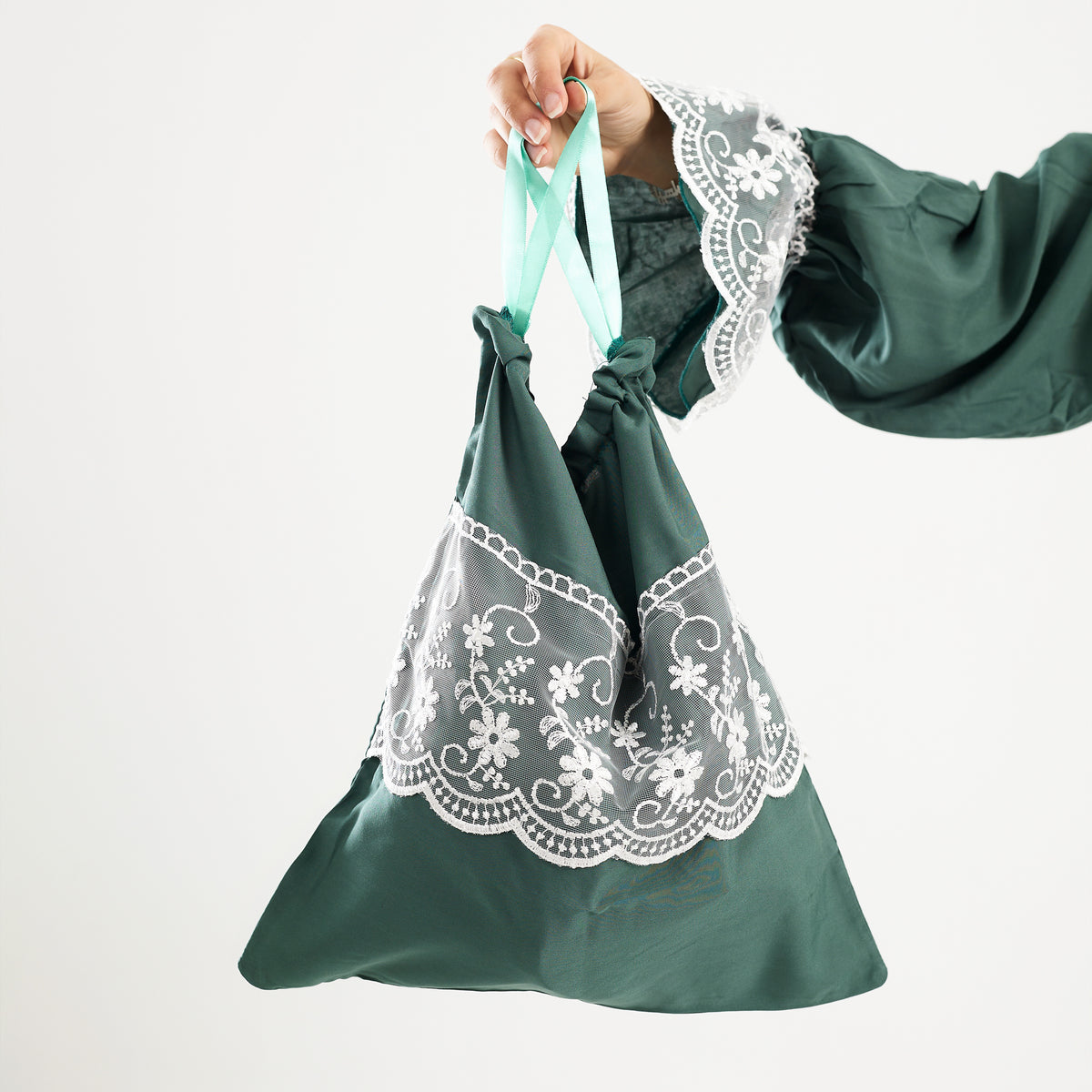 One-Piece Mint Dantelle Prayer Dress